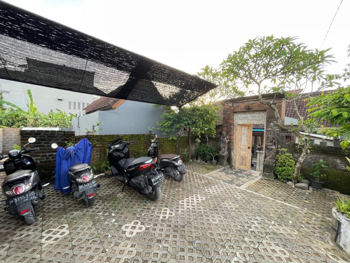 Belimbing Guest House Canggu Exterior photo
